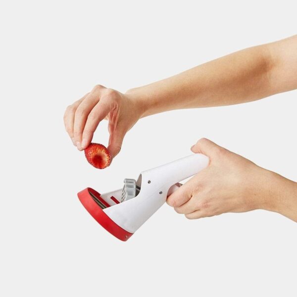 Slicester Handheld Strawberry Slicer - Image 3